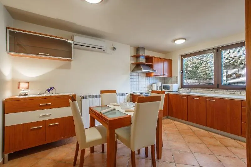 Appartamento Apartmani Gilda Orsera